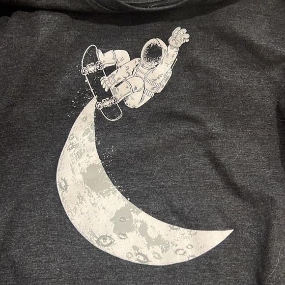 Lot of 6 Target boys shirts. Mostly cat and Jack.  8/10 Medium. Long sleeve tees - Picture 7 of 7